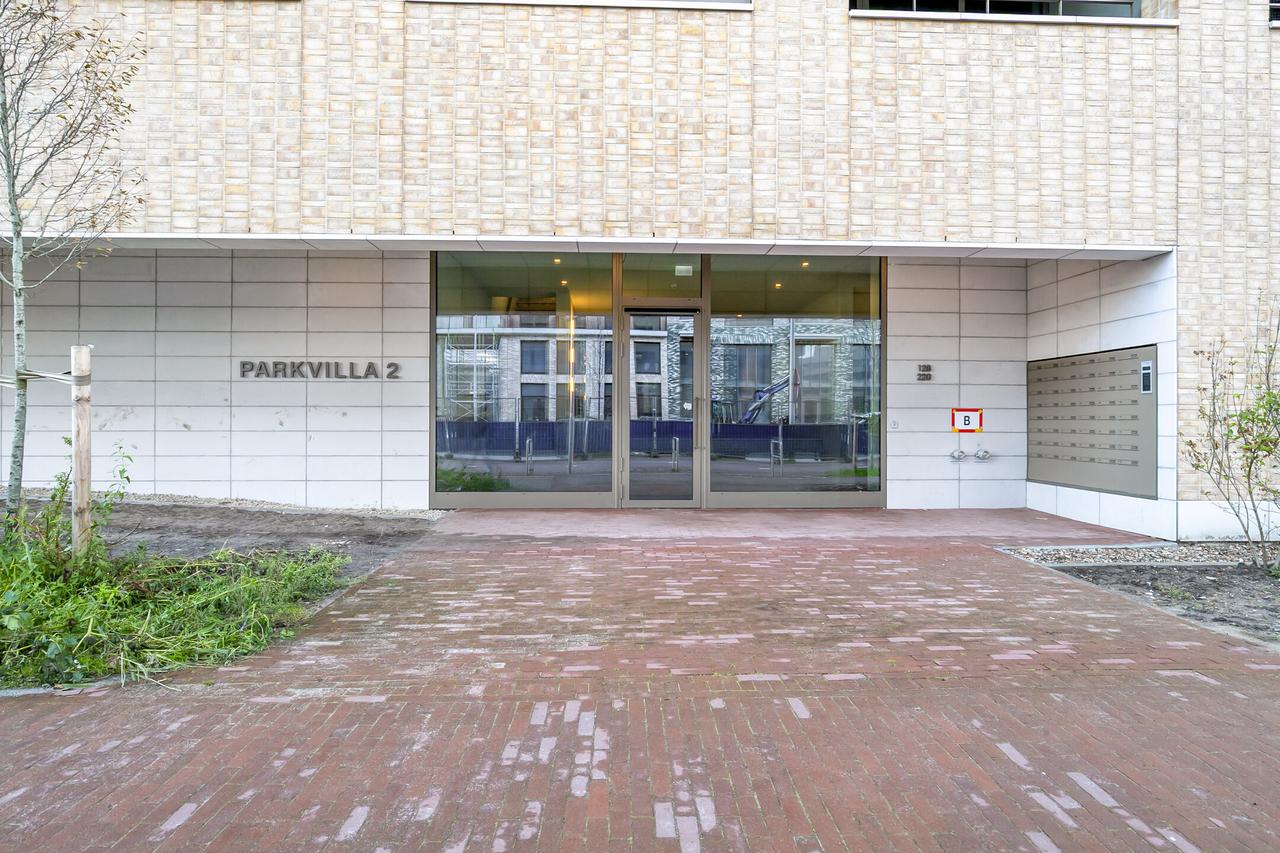 New three-room apartment in Noord - Image 13