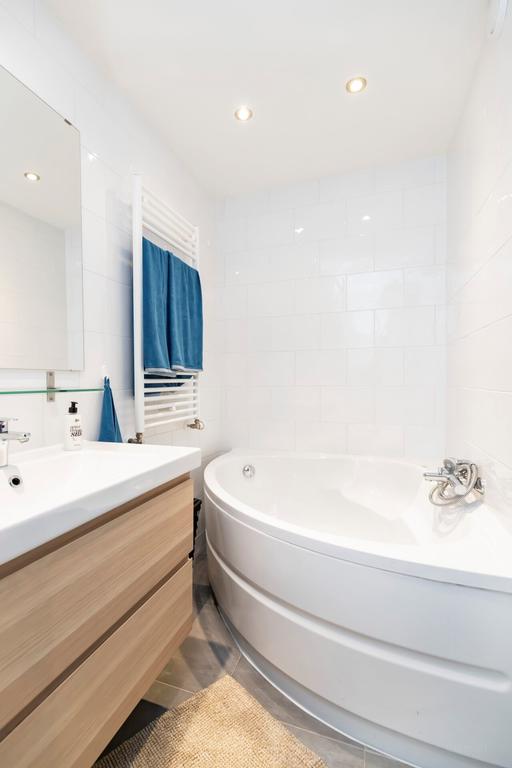 Gemeubileerd 3-kamer appartement in Buitenveldert - Afbeelding 18