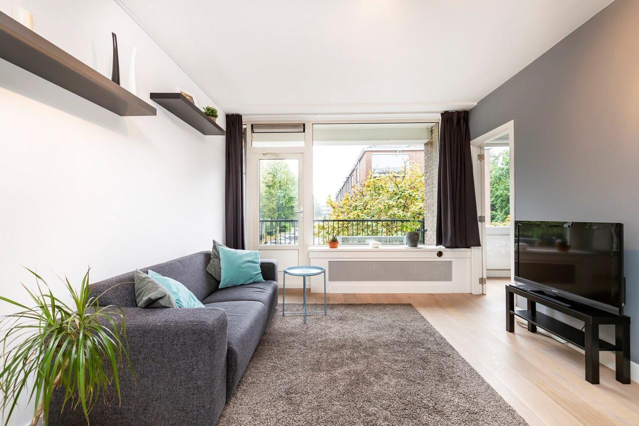 Gemeubileerd 3-kamer appartement in Buitenveldert - Afbeelding 3