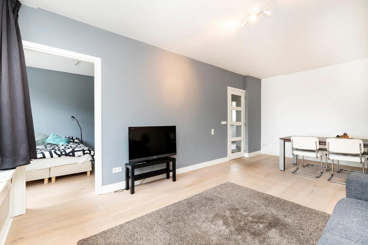 Gemeubileerd 3-kamer appartement in Buitenveldert - Afbeelding 5