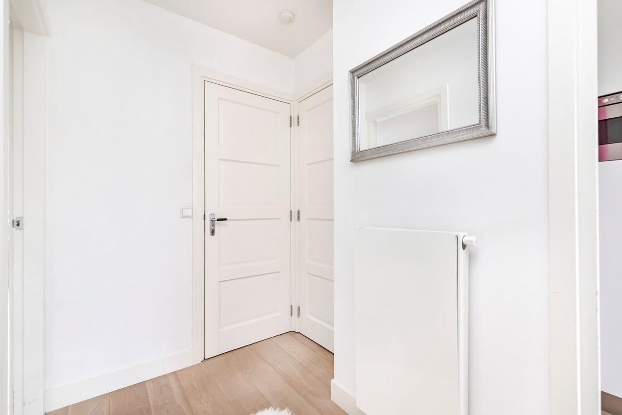 Gemeubileerd 3-kamer appartement in Buitenveldert - Afbeelding 17
