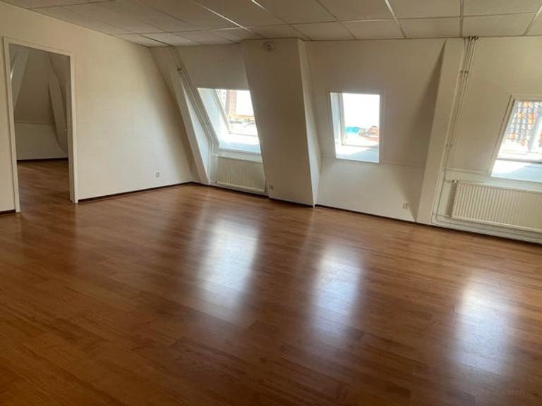 Apartment (100 m²) with 3 bedrooms in the heart of Leeuwarden - Image 3