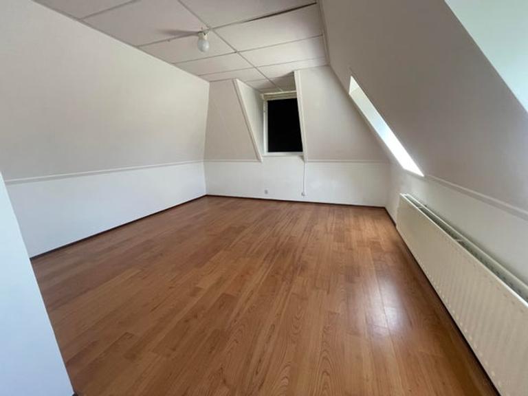 Apartment (100 m²) with 3 bedrooms in the heart of Leeuwarden - Image 11