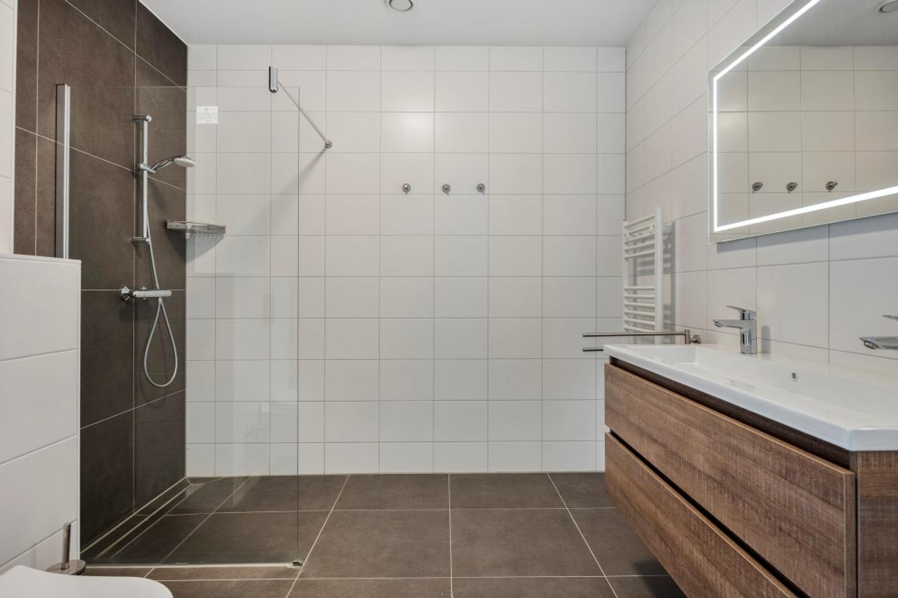 A+++ apartment on the waterfront - Image 10