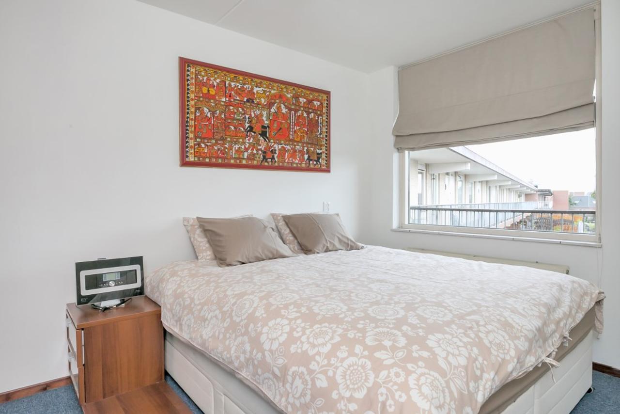 Furnished 75 m² apartment in the Irisbuurt - Image 10