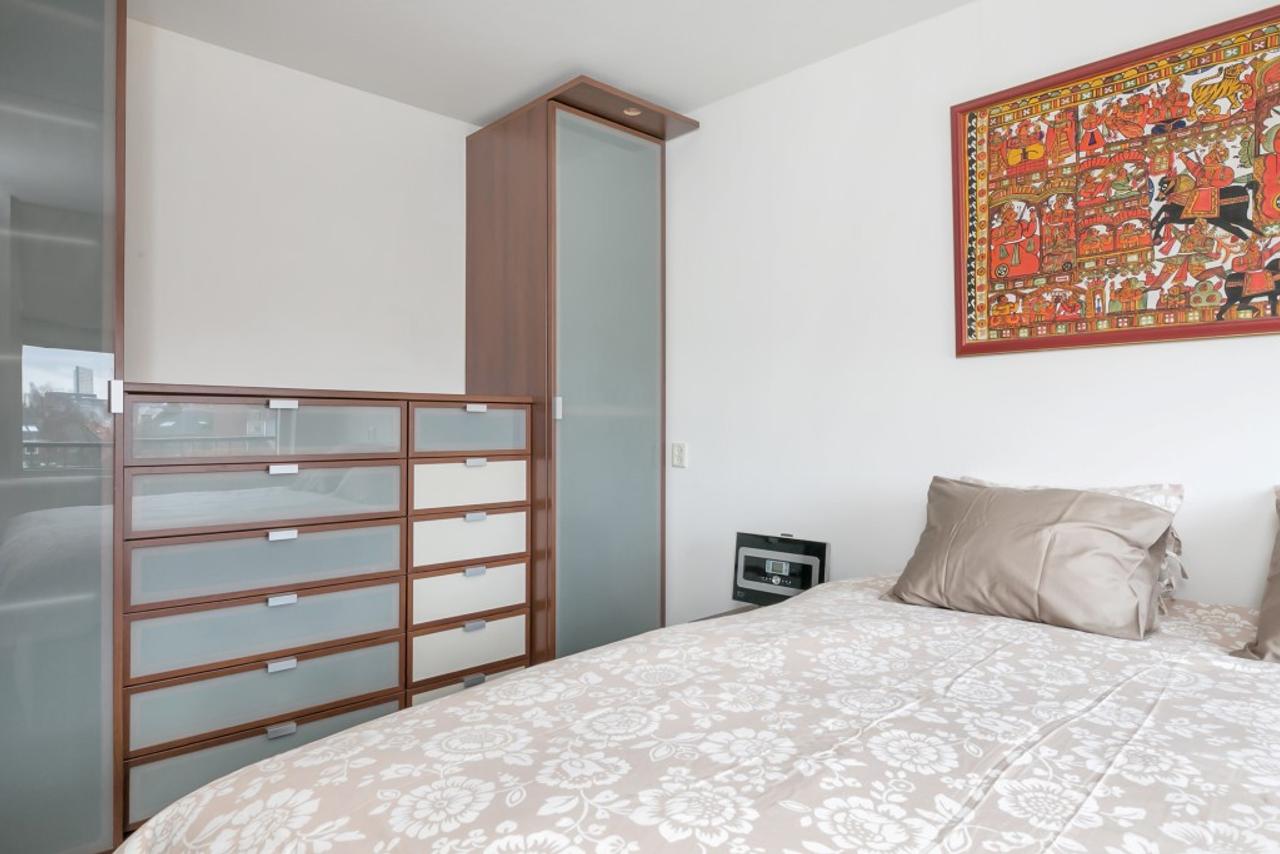 Furnished 75 m² apartment in the Irisbuurt - Image 11