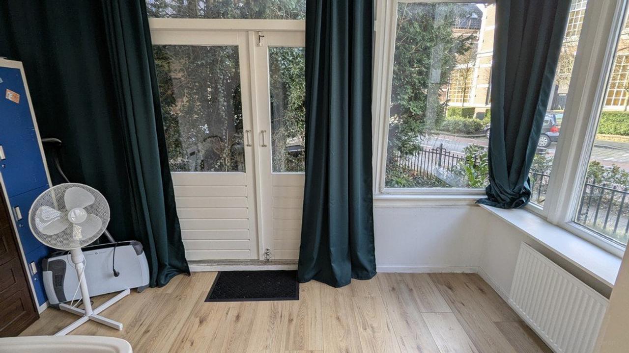 Ground Floor Studio with Terrace in De Parken - Image 7