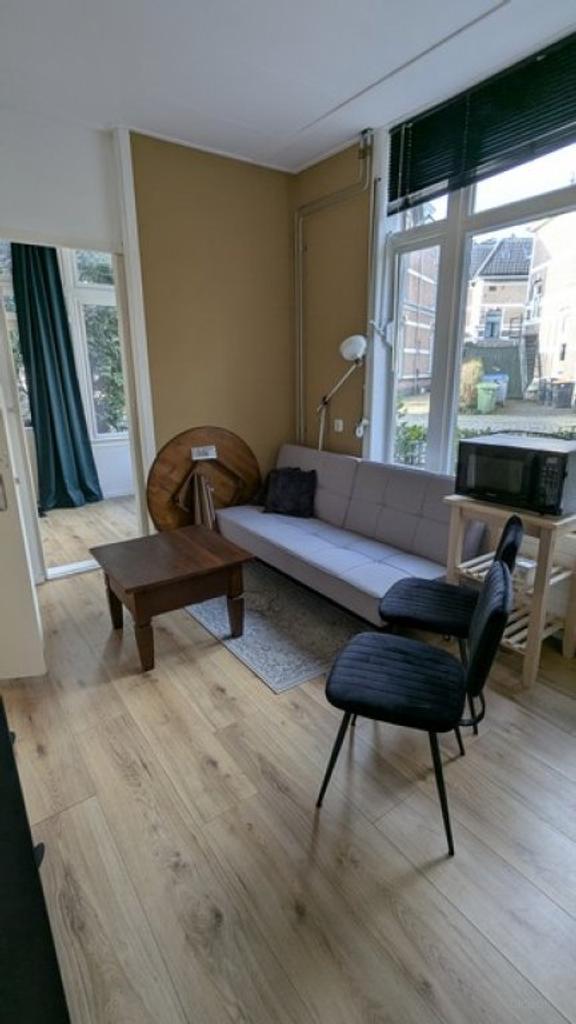 Ground Floor Studio with Terrace in De Parken - Image 3