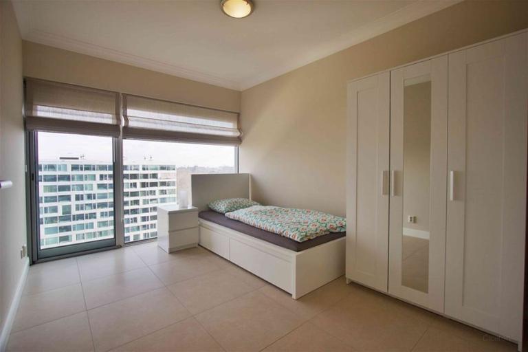 112 m² Penthouse in Osdorp - Image 19