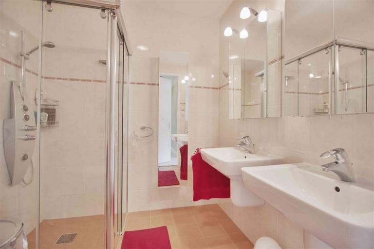112 m² Penthouse in Osdorp - Image 18
