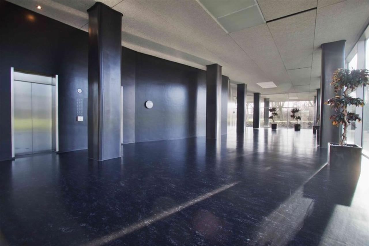 112 m² Penthouse in Osdorp - Image 1