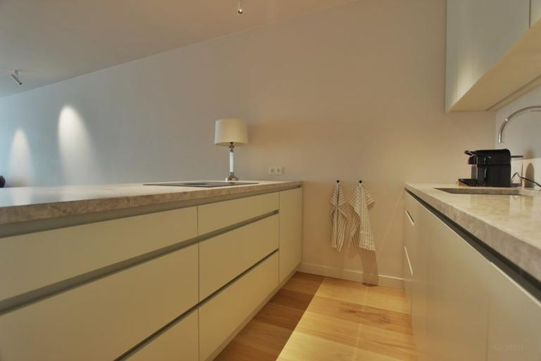 Apartment in Weteringschans - Image 10