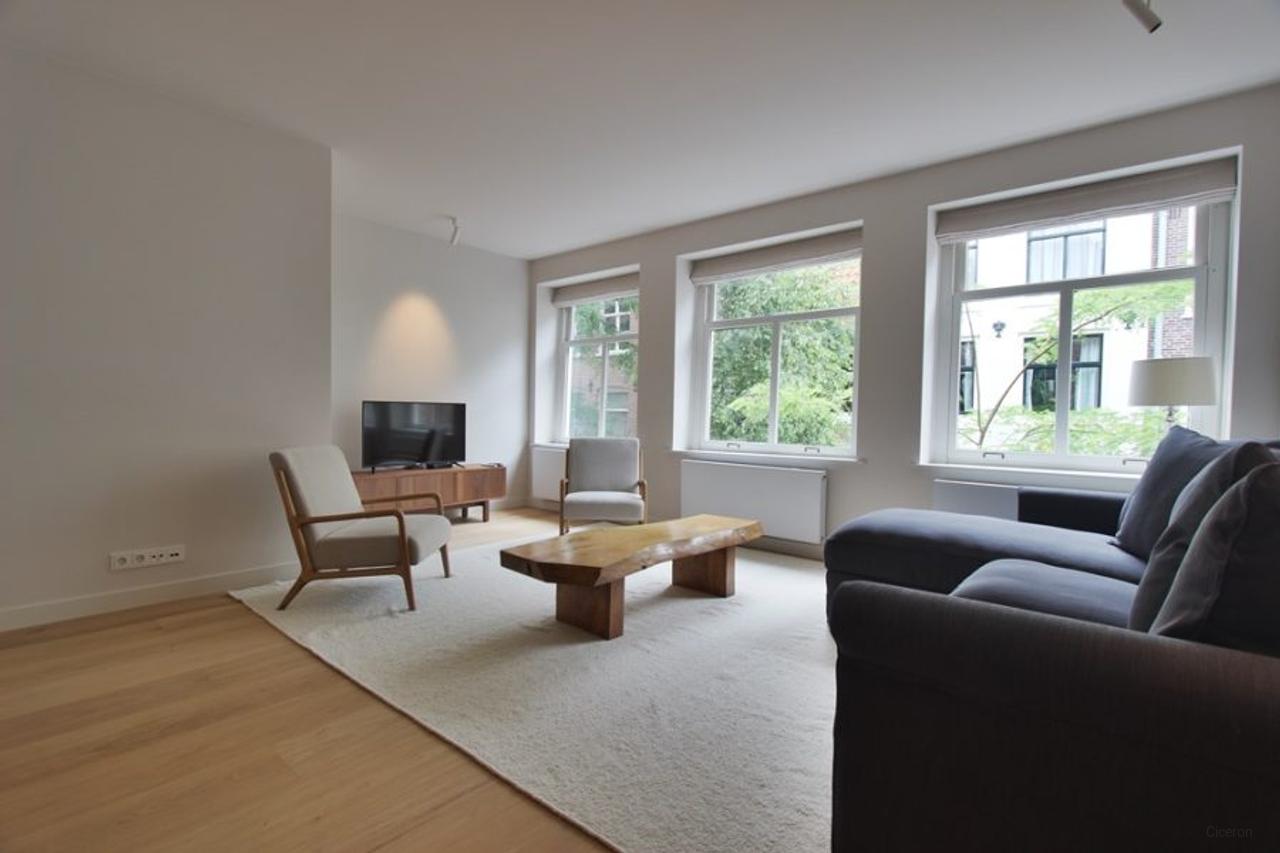 Apartment in Weteringschans - Image 2