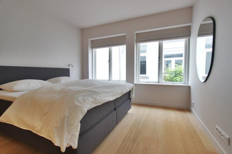 Apartment in Weteringschans - Image 19