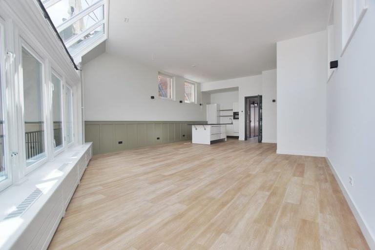 115 m² Loft in the Heart of Amsterdam - Image 5
