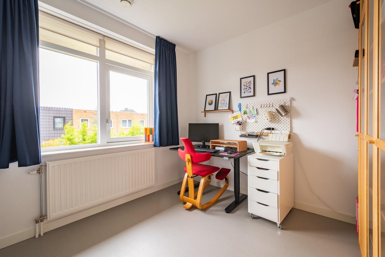 Semi-detached house with garden in Alkmaar - Image 19
