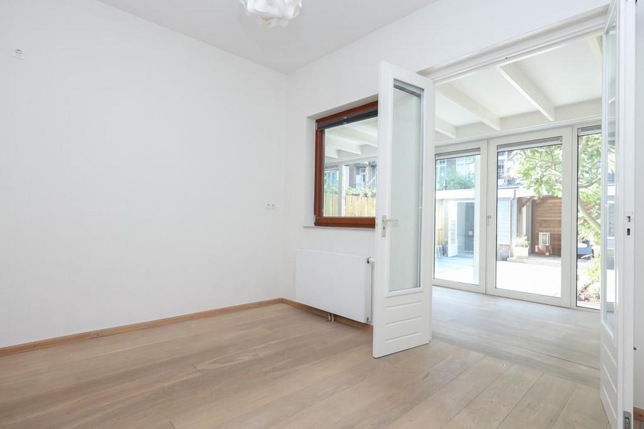 70 m² apartment with garden and garden office in South - Image 16