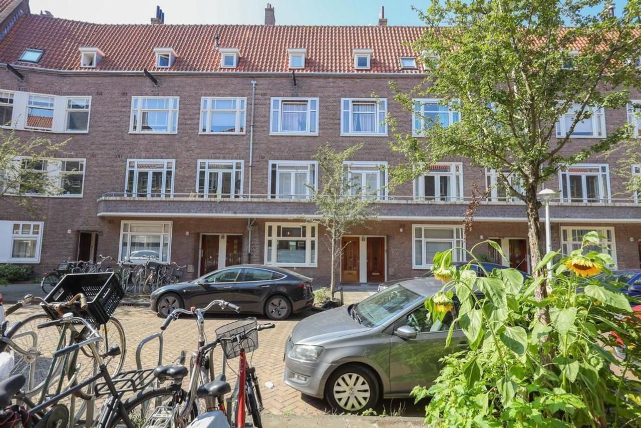 70 m² apartment with garden and garden office in South - Image 1