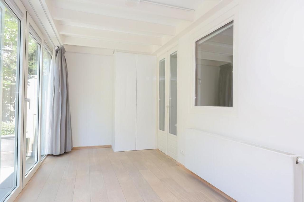 70 m² apartment with garden and garden office in South - Image 9