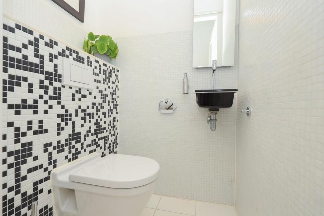 70 m² apartment with garden and garden office in South - Image 11