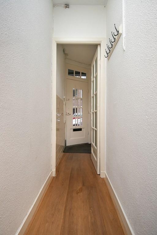 3-room apartment with south-facing garden - Image 23