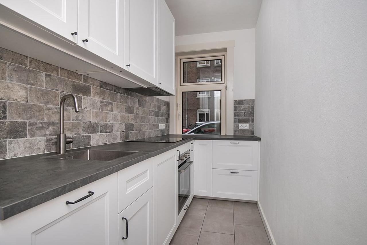 3-room apartment with south-facing garden - Image 3