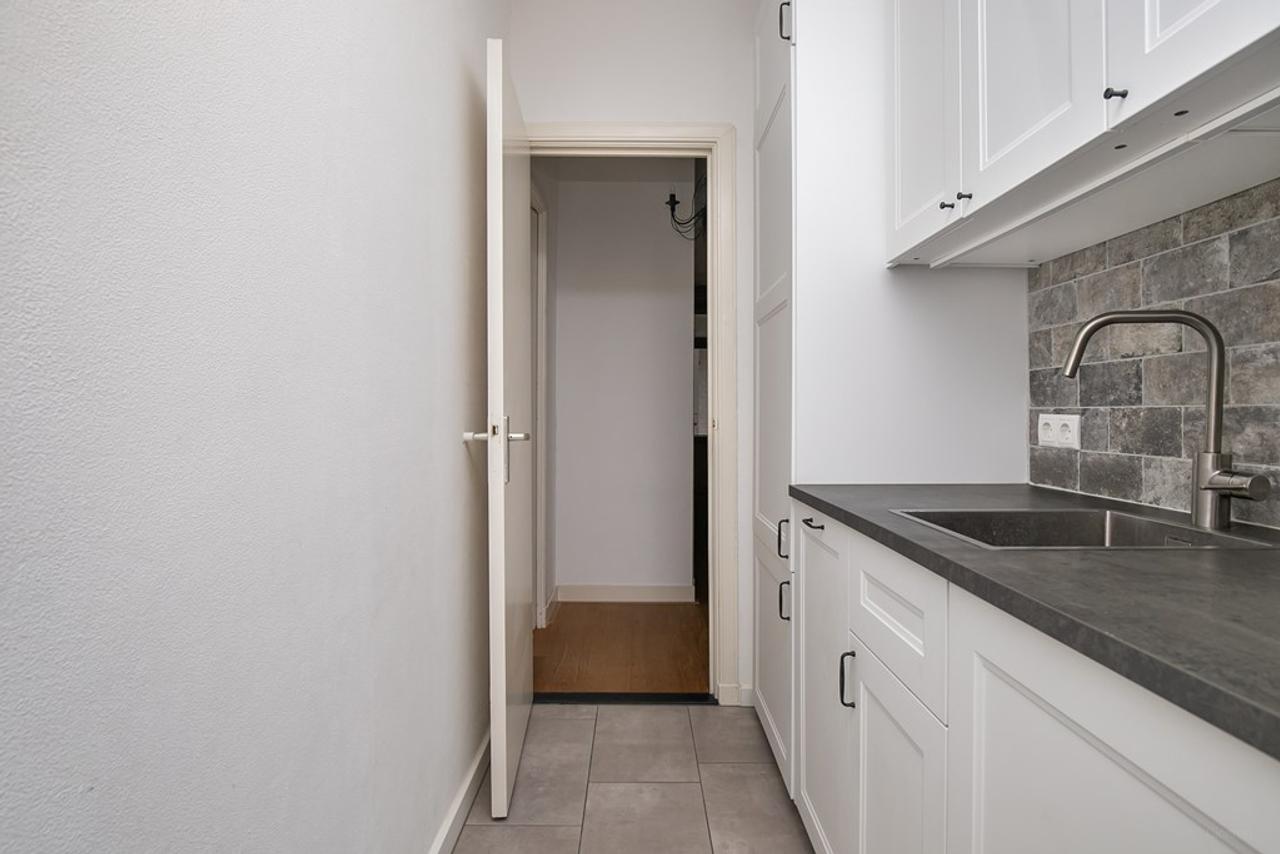3-room apartment with south-facing garden - Image 4