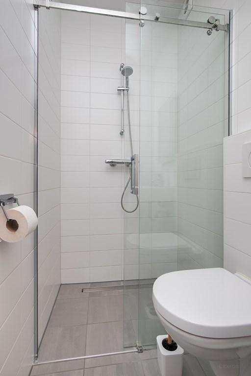 3-room apartment with south-facing garden - Image 15