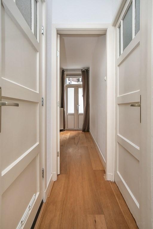 3-room apartment with south-facing garden - Image 24