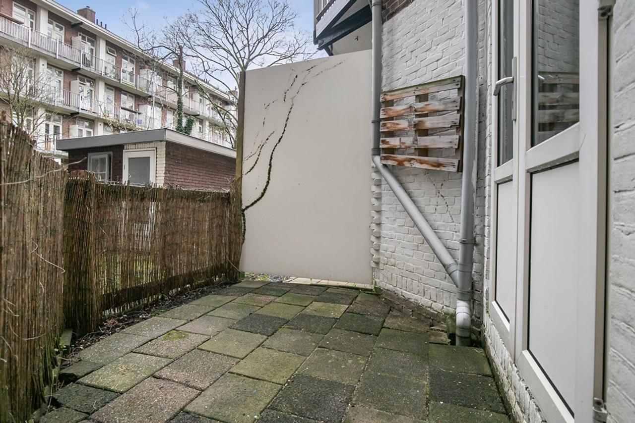 3-room apartment with south-facing garden - Image 17