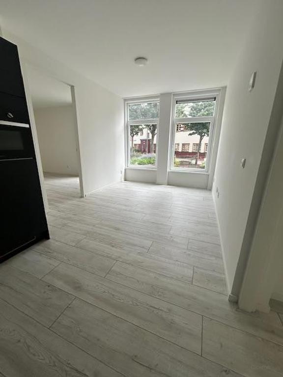 Renovated apartment in Hillesluis - Image 6