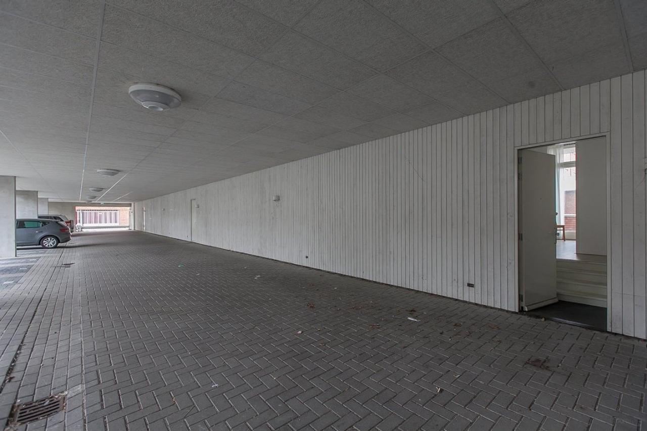 Ground floor apartment of 100 m² in Lewenborg - Image 11