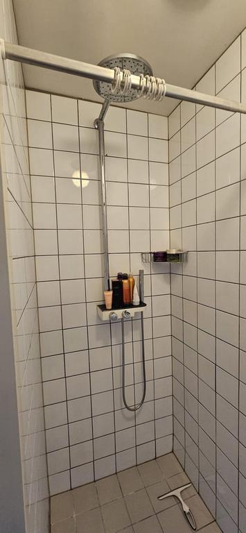 Furnished studio (A++) near Westerhaven - Image 10
