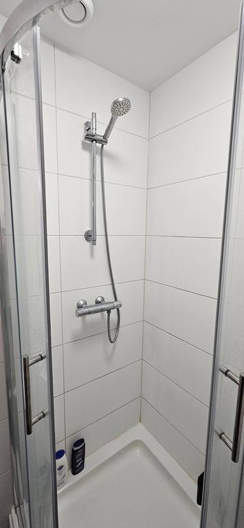 Student Room in Zeeheldenbuurt - Image 8