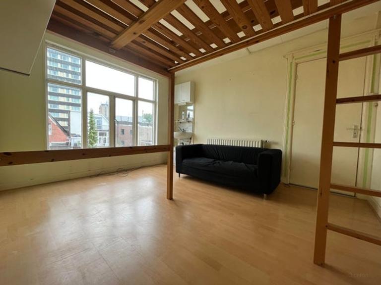 Student Room in Zeeheldenbuurt - Image 4