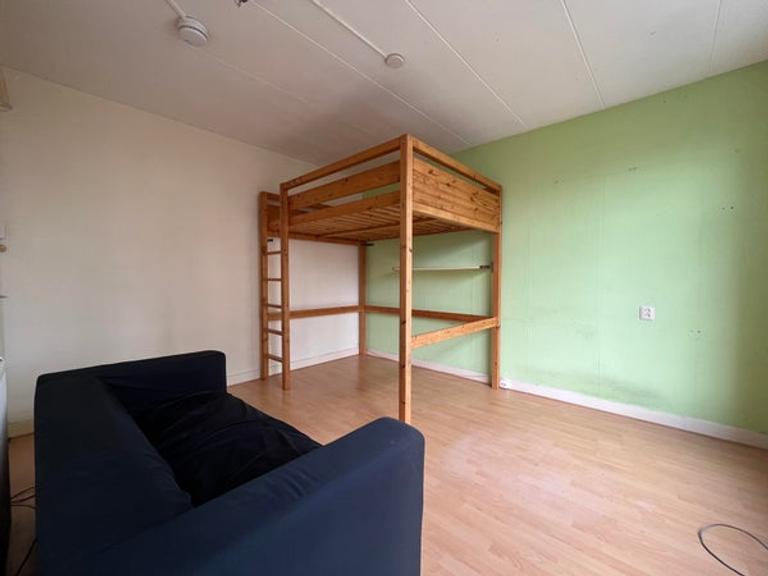 Student Room in Zeeheldenbuurt - Image 2