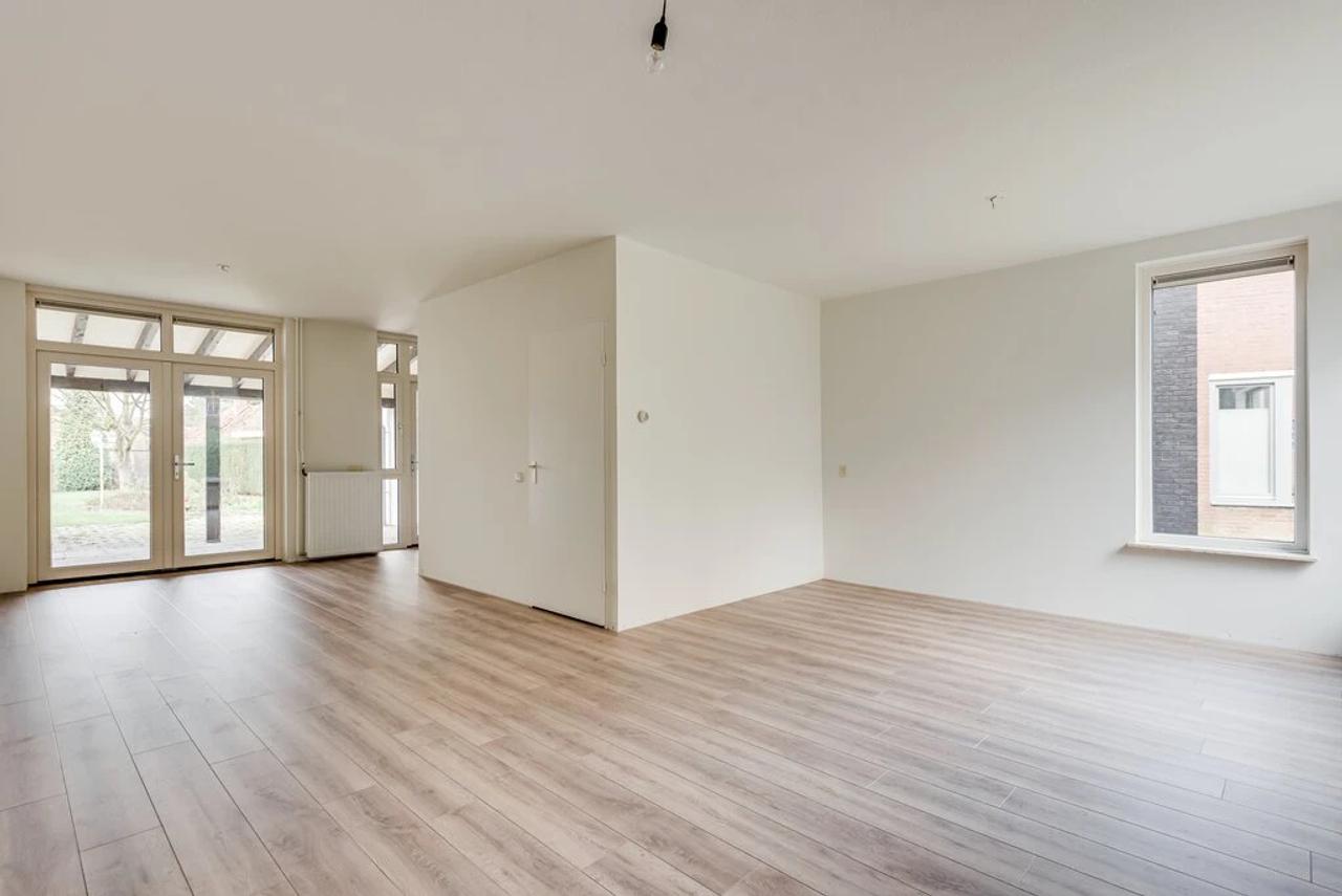 2-onder-1-kapwoning met garage en tuin in Sittard - Afbeelding 7