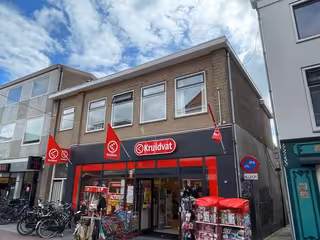 Upper-floor apartment of 110m2 in the center of Woerden