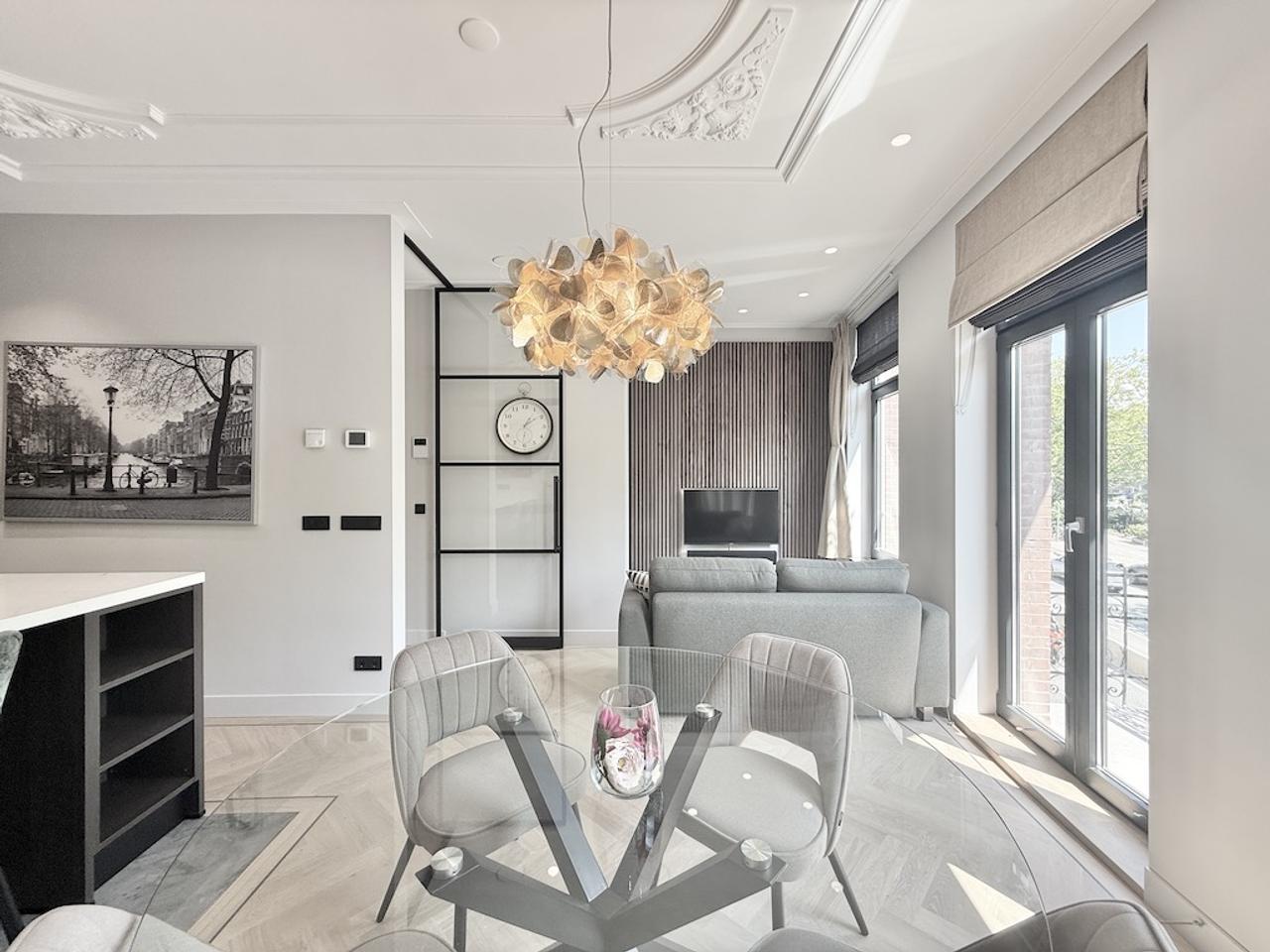 70 m² appartement met 2 balkons in Amsterdam - Afbeelding 2