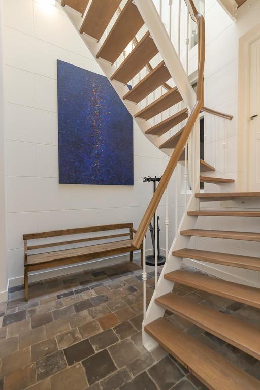 178 m² Canal House on Singel - Image 7