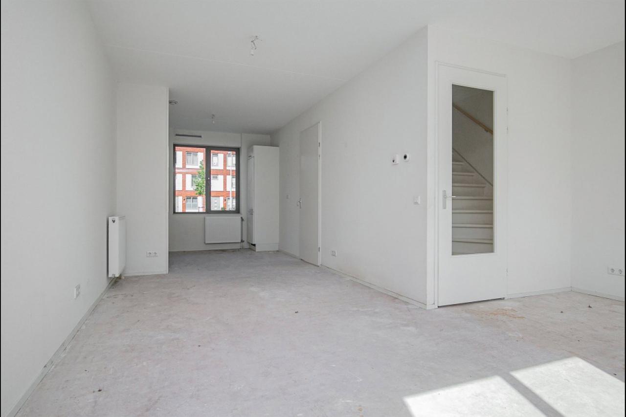 Family home of 125 m² with garden in Slotervaart - Image 9