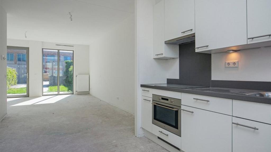 Family home of 125 m² with garden in Slotervaart - Image 3