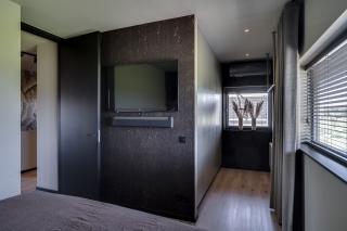 174 m² home with kitchen island in Nederweert - Image 11