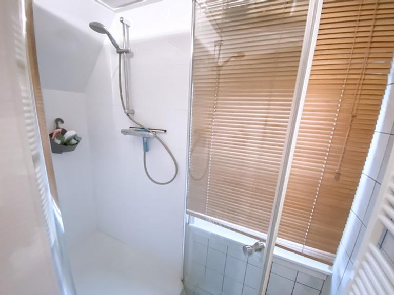 Room (20 m²) with water view in the center of Den Bosch - Image 9