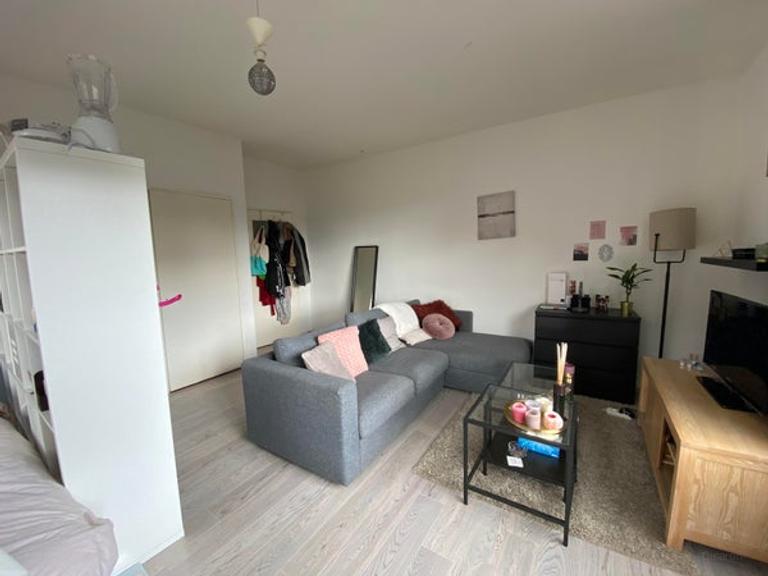 Lichte kamer (26m²) bij Station Apeldoorn - Afbeelding 3