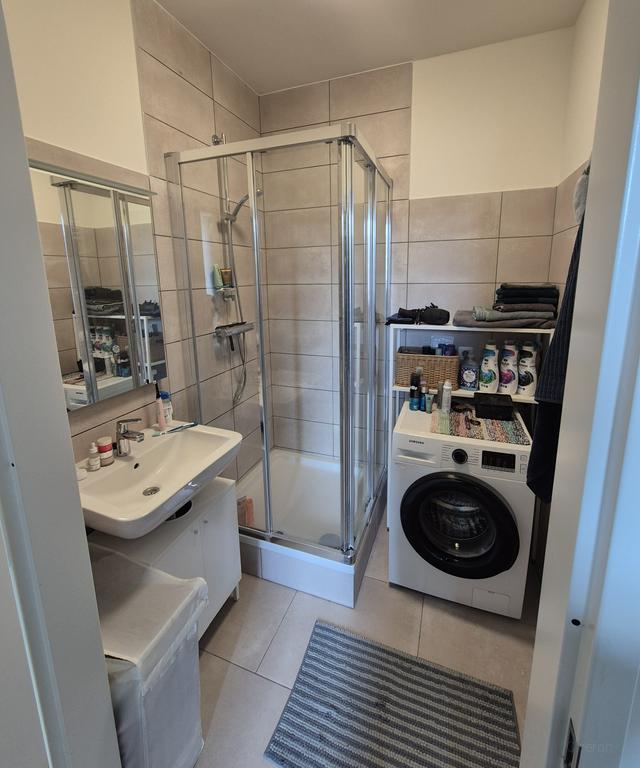 Gerenoveerd appartement in Het Glacis - Afbeelding 5