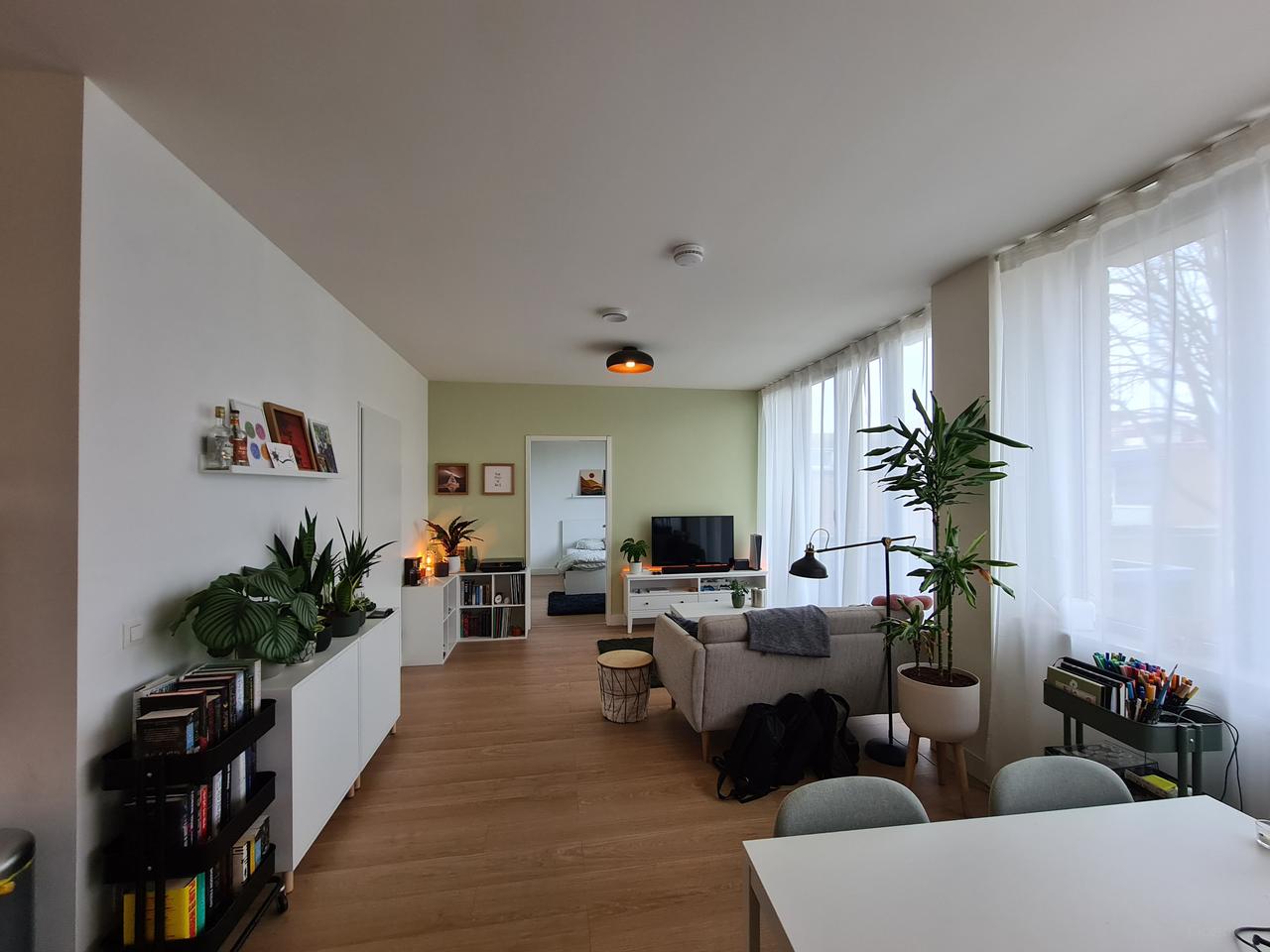 Gerenoveerd appartement in Het Glacis - Afbeelding 1