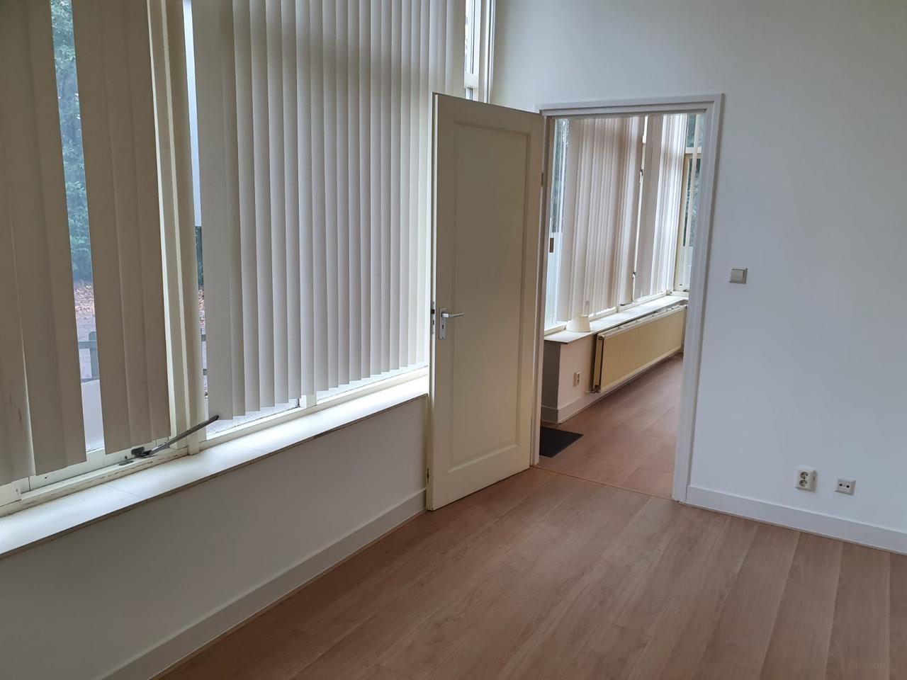 2-kamerappartement met terras in Driebergen - Afbeelding 2