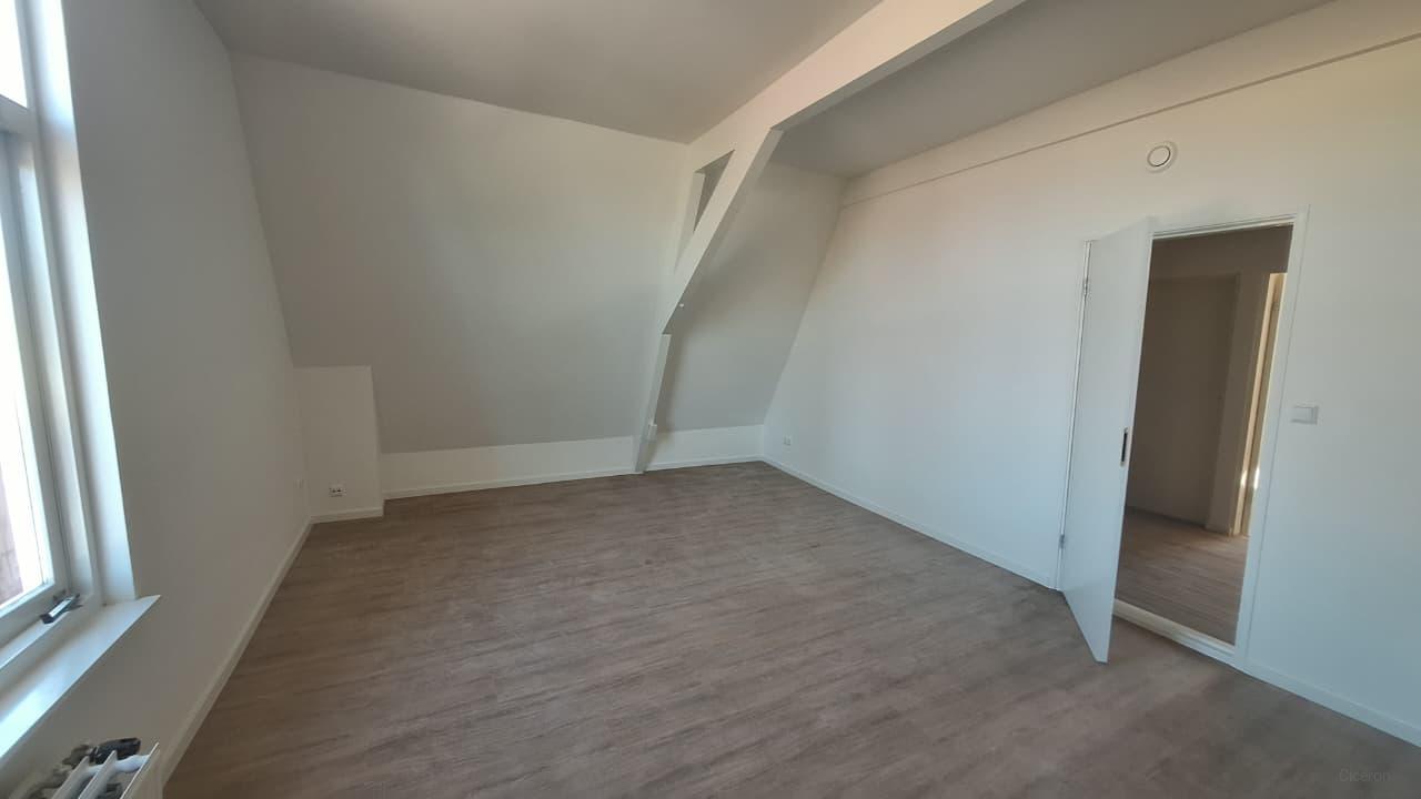 Kamer van 26m2 met eigen keukenblok in Roosendaal - Afbeelding 9