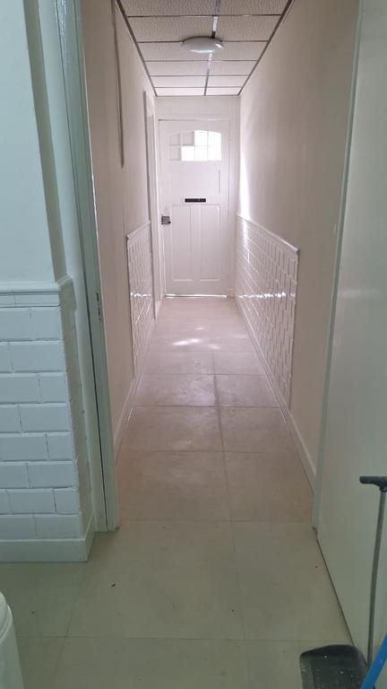 Kamer van 26m2 met eigen keukenblok in Roosendaal - Afbeelding 3